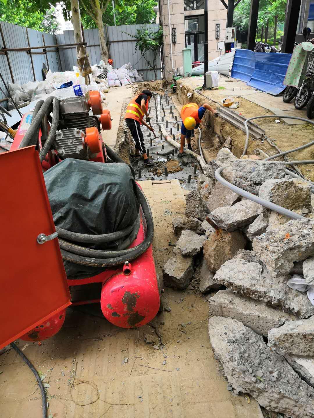 广州地基加固解决房子的地基下沉问题